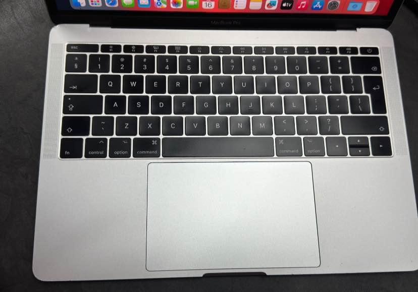 MacBook Pro Retina 13-Inch 2017 (No Touch Bar) - Image 2