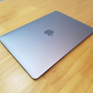 12-inch MacBook Retina (2016)
