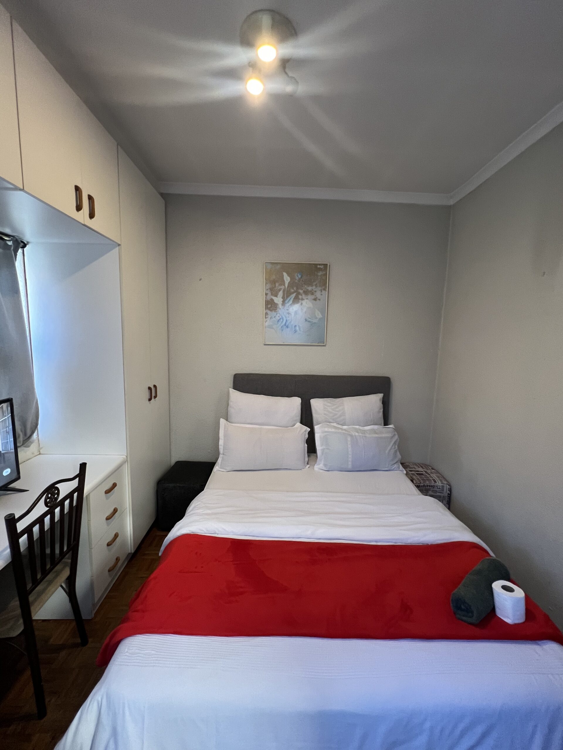 Furnished 1-Bedroom Guesthouse in Fairfield Estate Parow